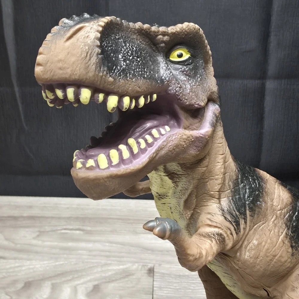 Vintage Toy Dinosaur Tyrannosaurus Rex‎ 2011 Rubber Figure Collectible 13